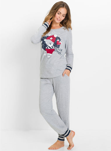Cozy pajama suit with bear motif