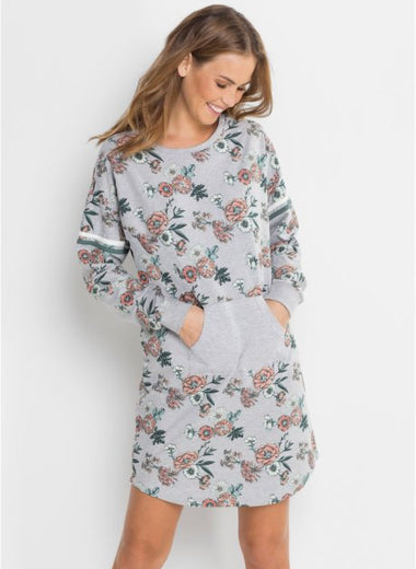 Nightdress with kangaroo pocket