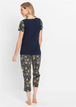 Capri pajamas with short sleeves