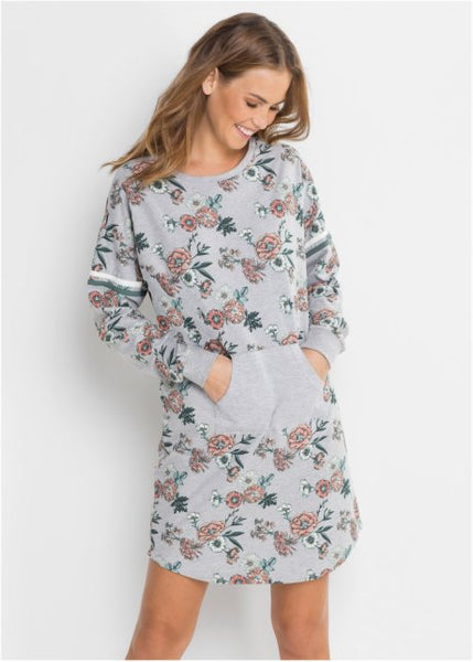 Nightdress with kangaroo pocket