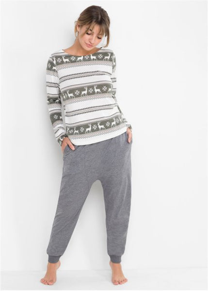 Pajamas with harem pants