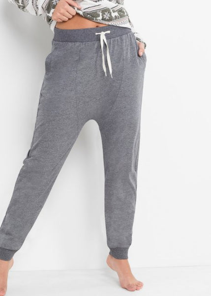 Pajamas with harem pants