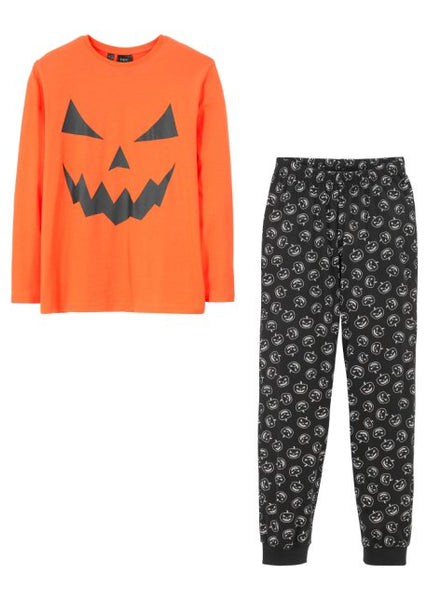 Cool pajama suit with pumpkin print