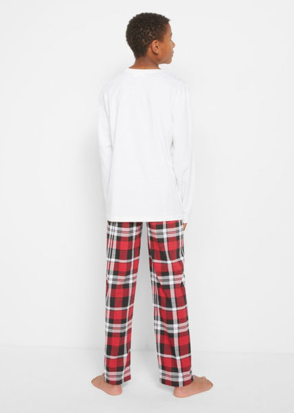 Cozy pajamas with a great motif