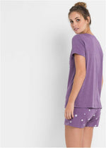 Practical shorty pajamas with a short-sleeved shirt